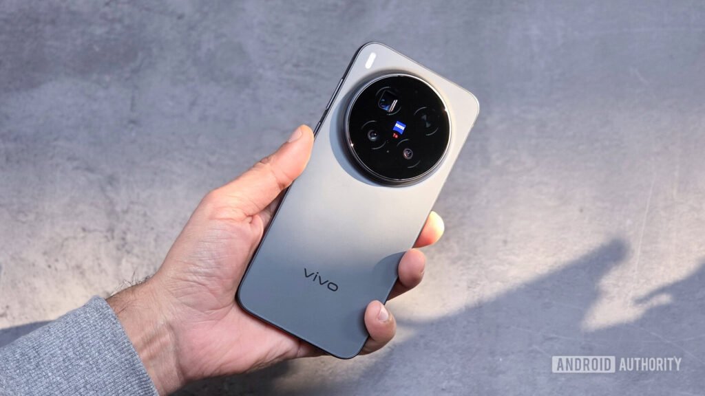 I finally found an Android phone that beats the iPhone 17 Pro in video recording