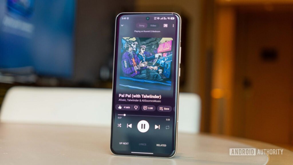 Now even more users have to pay YouTube Music for song lyrics