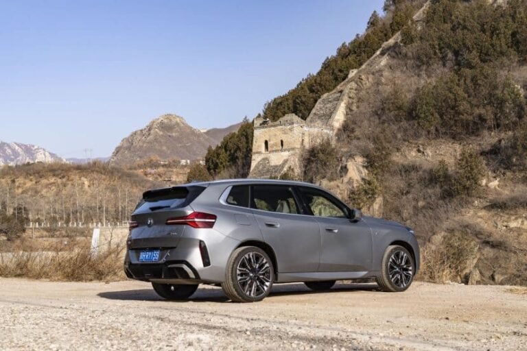 Long-Wheelbase BMW X3 Stretches Out On China’s Roads