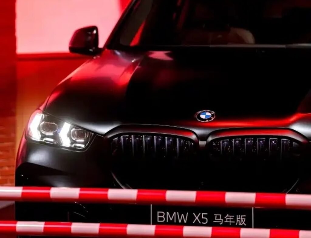 BMW X5 Gets a Special Treat for Lunar New Year