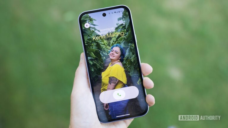 Android’s Calling Cards could be coming soon to Wear OS