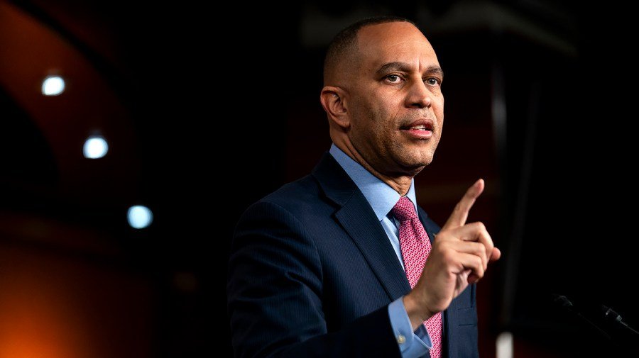 Jeffries: Democrats willing to spend big to reshape Virginia congressional districts