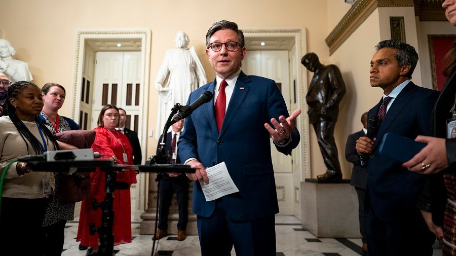 Johnson on calls for Lutnick to resign over Epstein ties: 'Absurd'