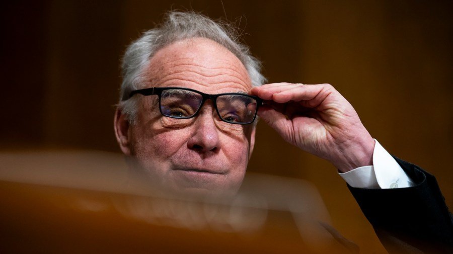 Democrats conflicted over Trump’s Iran push