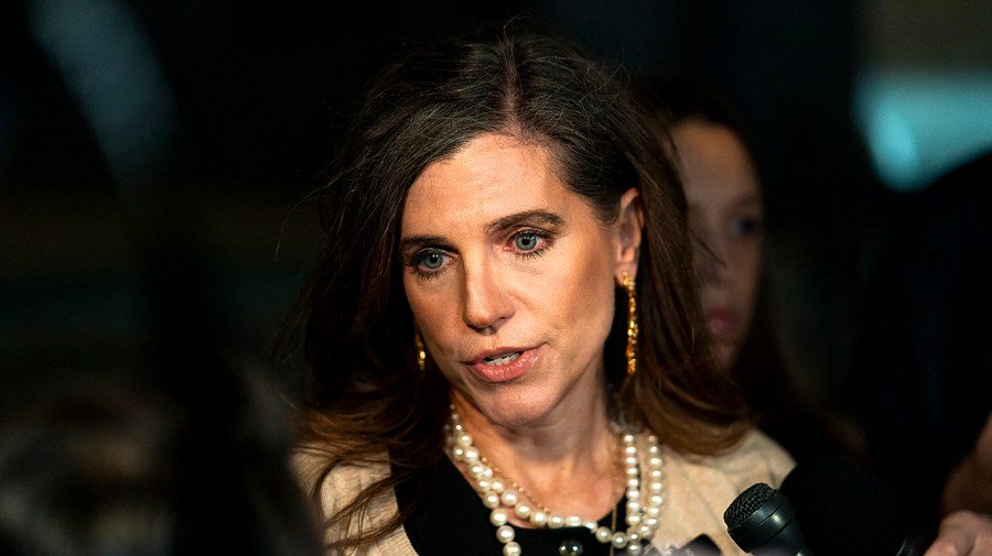 Mace knocks Lutnick over Epstein ties: 'I wouldn't sit and have lunch with a convicted pedophile'