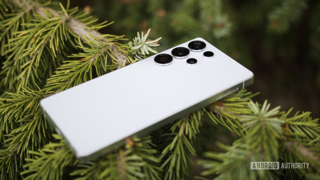 Massive Galaxy S26 series spec leak leaves nothing to the imagination