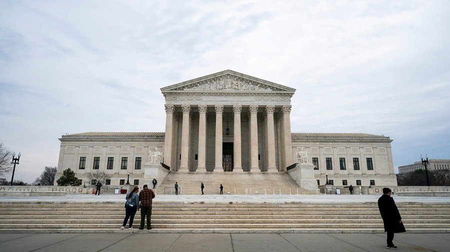 Supreme Court deals a major blow to Trump on tariffs