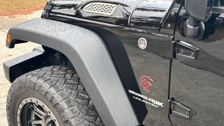 Hellcat-Powered Jeep Wrangler Packs 707 HP for Under $100,000