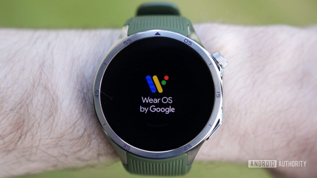 Google is making Wear OS watches more self-reliant in emergencies