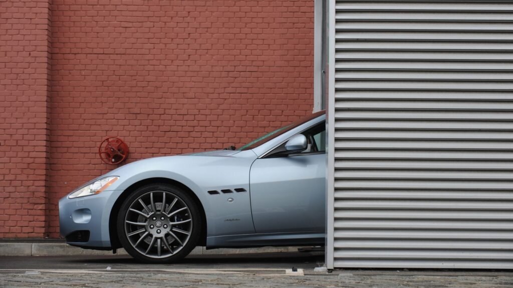 Maserati GranTurismo 4.2 Review: Stylish Italian Grand Tourer
