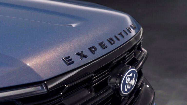 Ford Put Mustang Dark Horse Paint on the 2027 Expedition