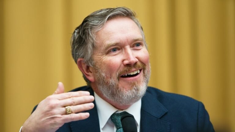 Trump heads to Kentucky in an aggressive effort to topple a foe: GOP Rep. Thomas Massie