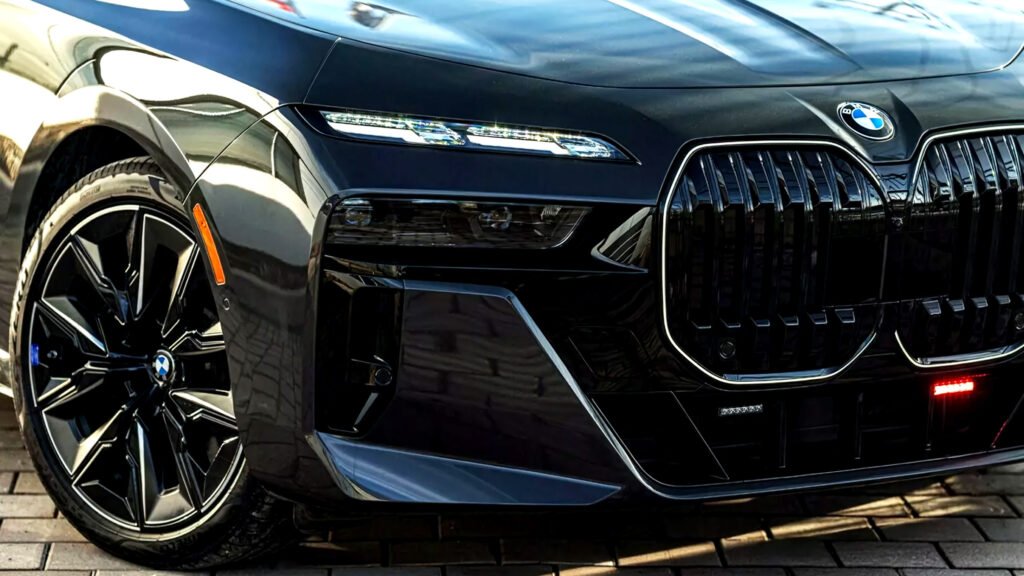 This BMW 7-Series Looks Like A Chauffeur Car, Until Your Day Turns Ugly