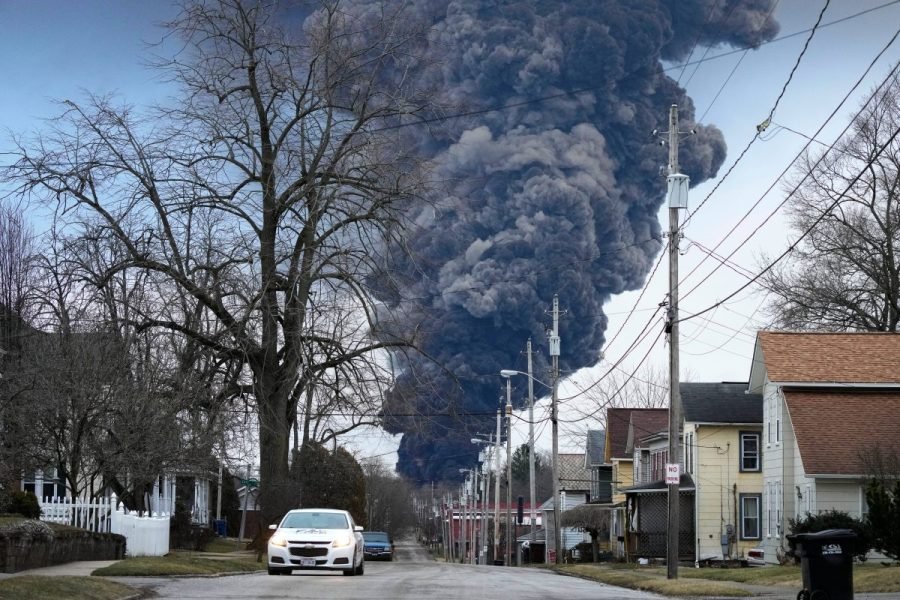Judge allows East Palestine residents to intervene in train derailment lawsuit