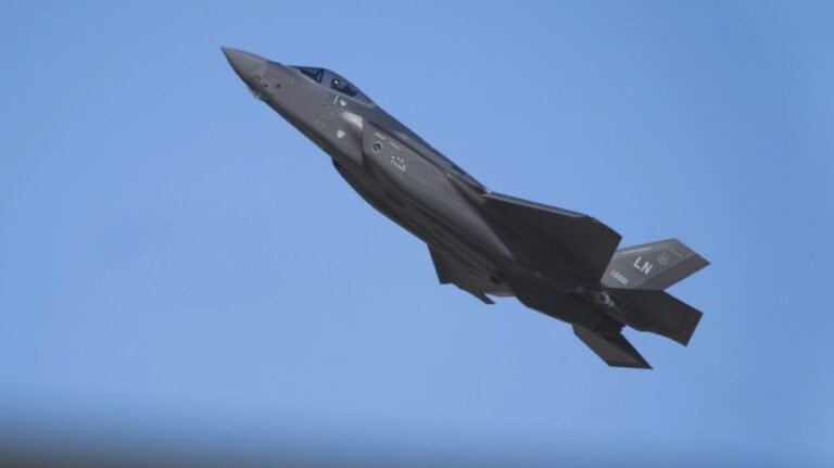 US F-35 makes emergency landing after flying over Iran