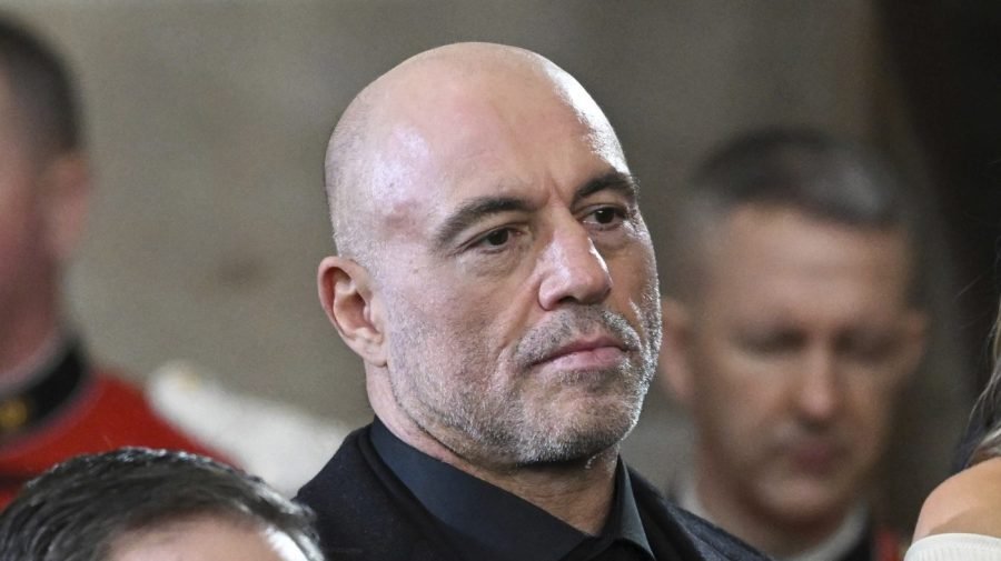 Rogan: Trump supporters 'feel betrayed' by 'insane' Iran war