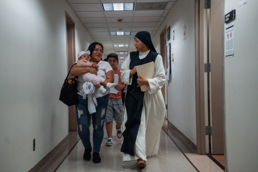 DHS can do more to prevent asylum fraud