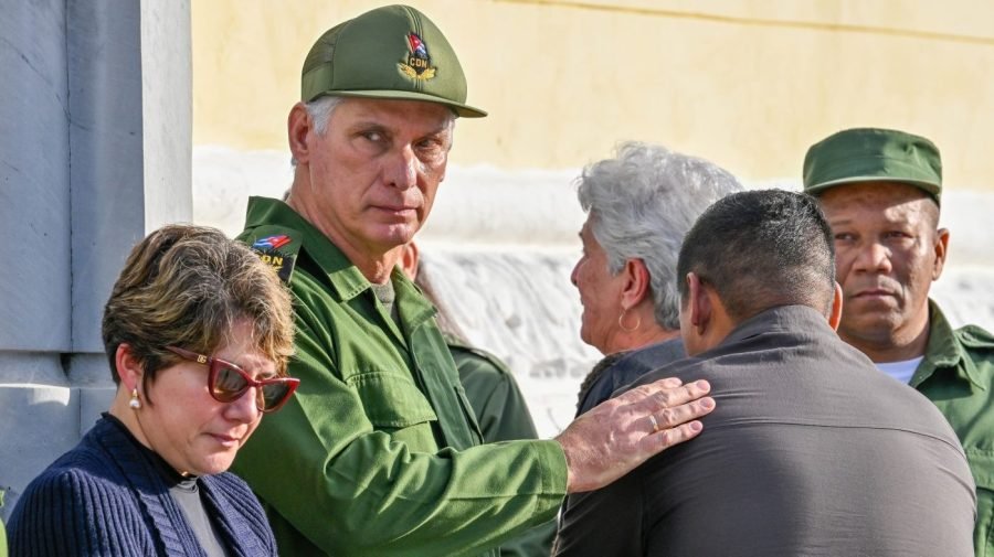 U.S. Embassy in Cuba tells citizens to avoid crowds amid protests