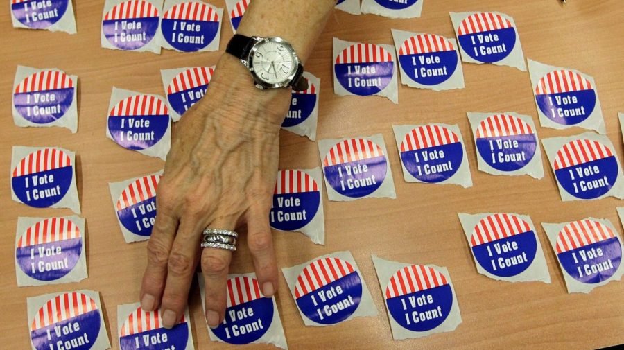 Texas Supreme Court halts lower court ruling on extending voting hours in Dallas