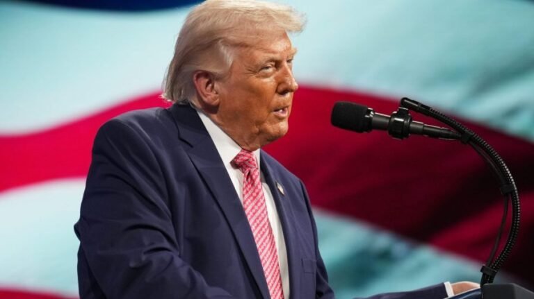 Trump quips in Miami: ‘I like people that like to listen to my success’