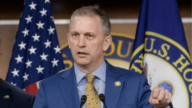 House Democrats unveil energy policy priorities as Senate talks resume