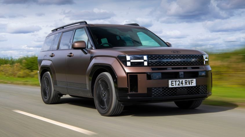 Hyundai Santa Fe review - pictures