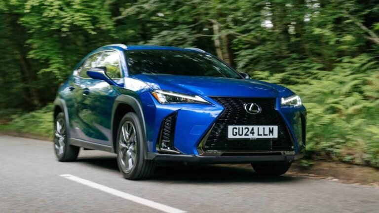 Lexus UX review