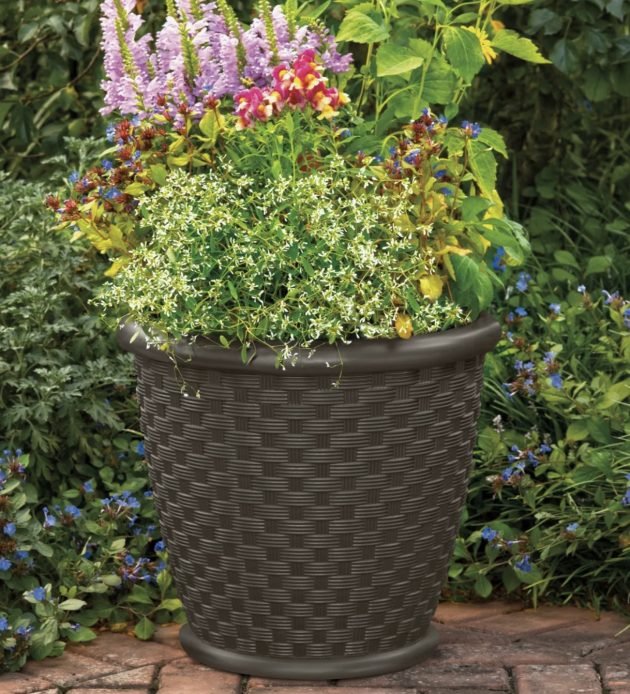 Lightweight Resin Wicker Design Flower Planters (Set of 2) only $38.99 shipped!
