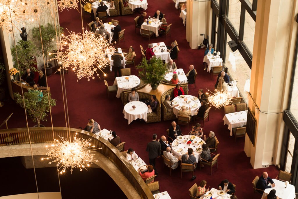 A Whirlwind Tale of the Met Opera’s 30-Minute Intermission Dining
