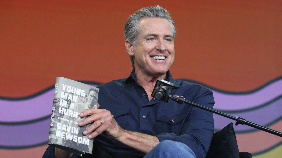 Influencers are pushing out media for aspiring Democratic politicians