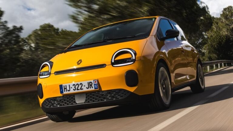New Renault Twingo 2026 - pictures