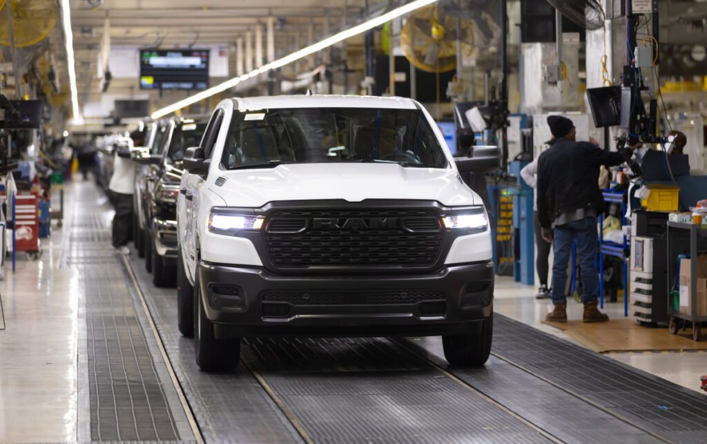 These Car Brands Have the Best and Worst Dealer Service in America