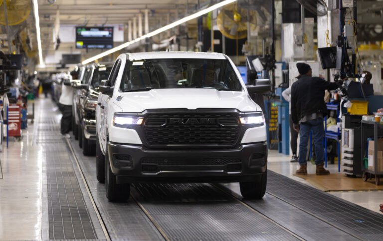 These Car Brands Have the Best and Worst Dealer Service in America