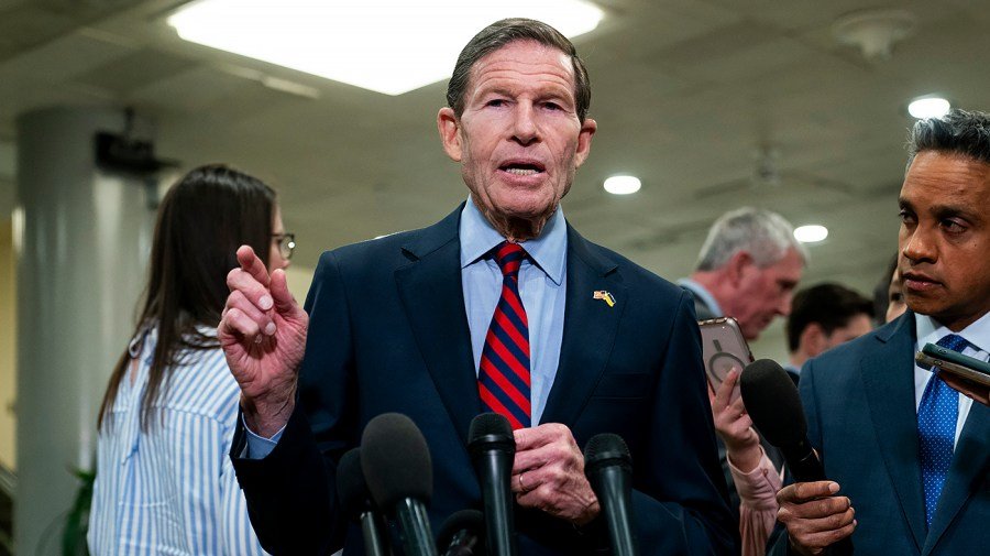 Democratic senator says US 'seem to be' on path toward deploying American troops on the ground in Iran