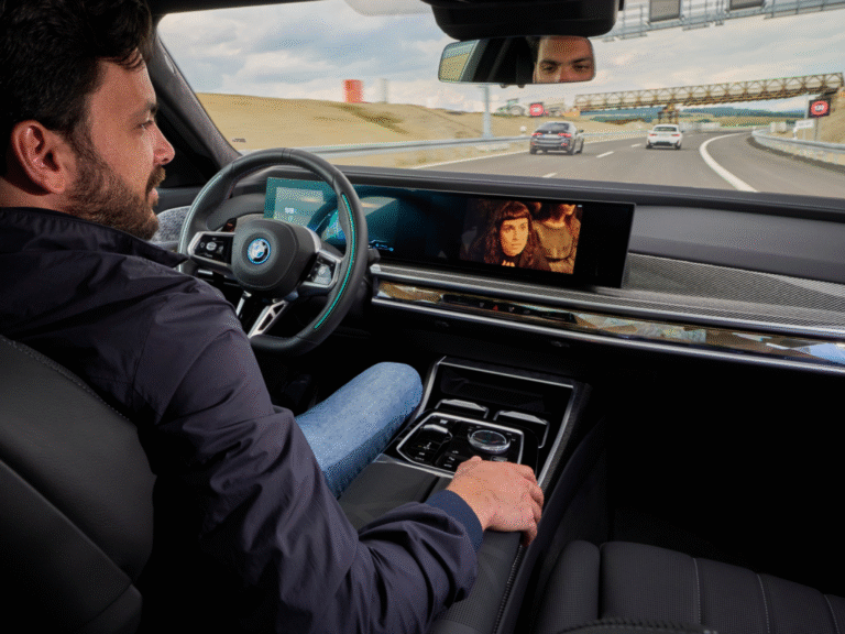 BMW Drops $7,000 Self-Driving Option From 7 Series After Buyers Ignore It