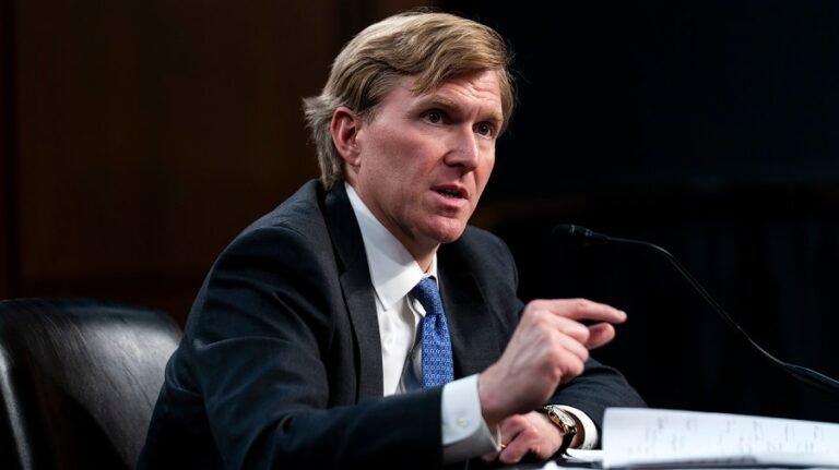 Key GOP senator criticizes Pentagon strategy in Colby hearing 