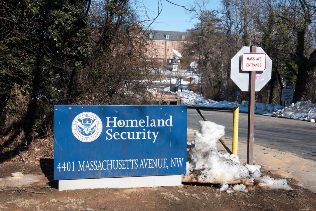 Judge restores lawmakers’ unfettered access to ICE detention facilities
