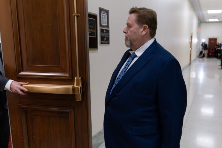 Epstein's accountant and lawyer tell Congress they were never interviewed by federal investigators