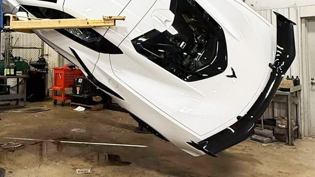 Dealer Drops 3,000-Mile Corvette Z06 Off Lift While Looking For Oil Leak