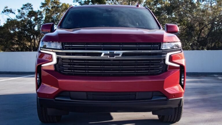 2022 Chevrolet Tahoe Is A Full-Size Bargain Compared To A New Ford Explorer