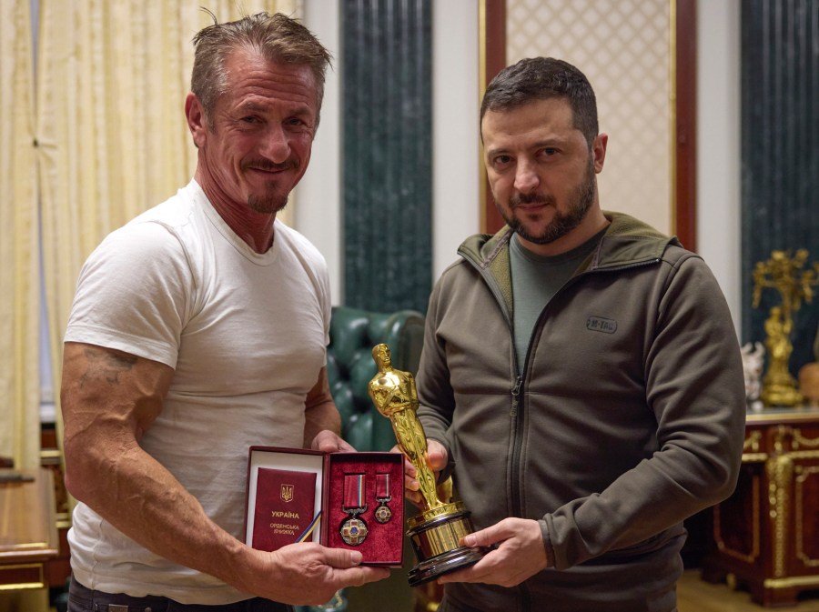 Sean Penn missed Oscars to meet with Zelensky in Ukraine 