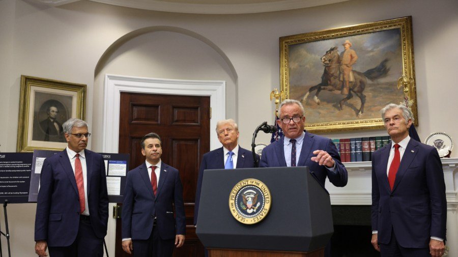 Emergency departments ordered less Tylenol after Trump's Oval Office remarks