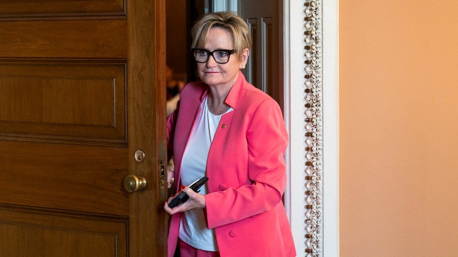 Live results: Hyde-Smith slated to win Mississippi Senate primary