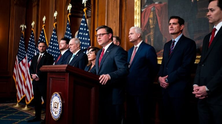 Trump snarls GOP’s midterm message 