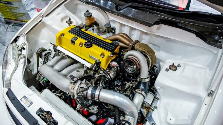 What's The Difference Between Honda B-Series And K-Series Engines?