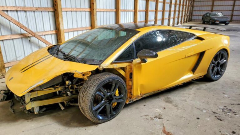 How Bad Could A Salvage Auction Lamborghini Gallardo Possibly Be?