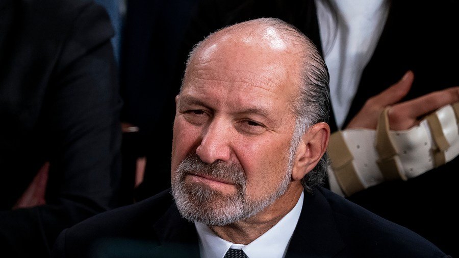 Lutnick agrees to testify before House Oversight panel