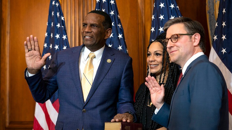 Utah Republican announces he won't seek reelection