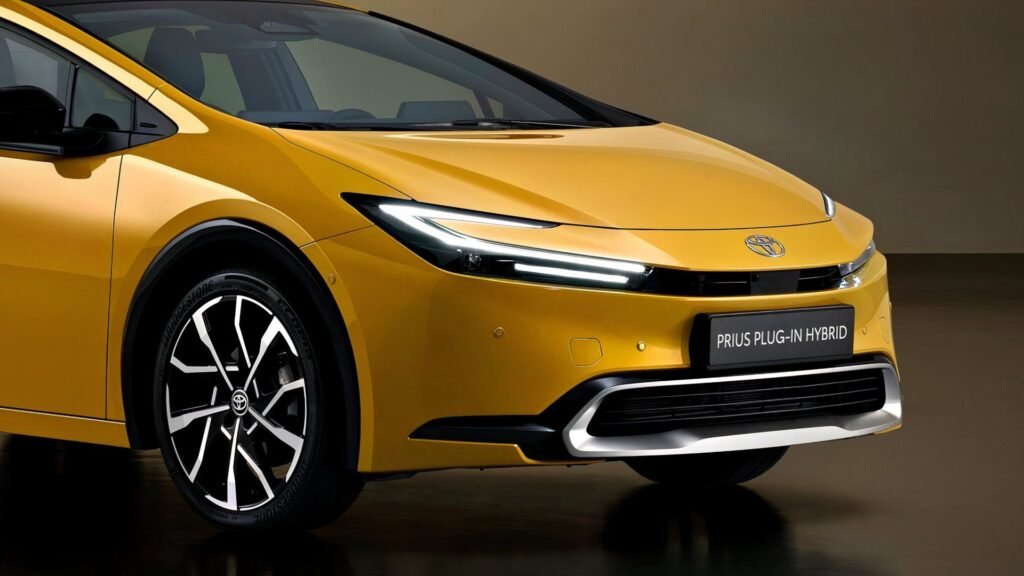 Why You Should Always Check Battery Health Before Buying A Used Hybrid