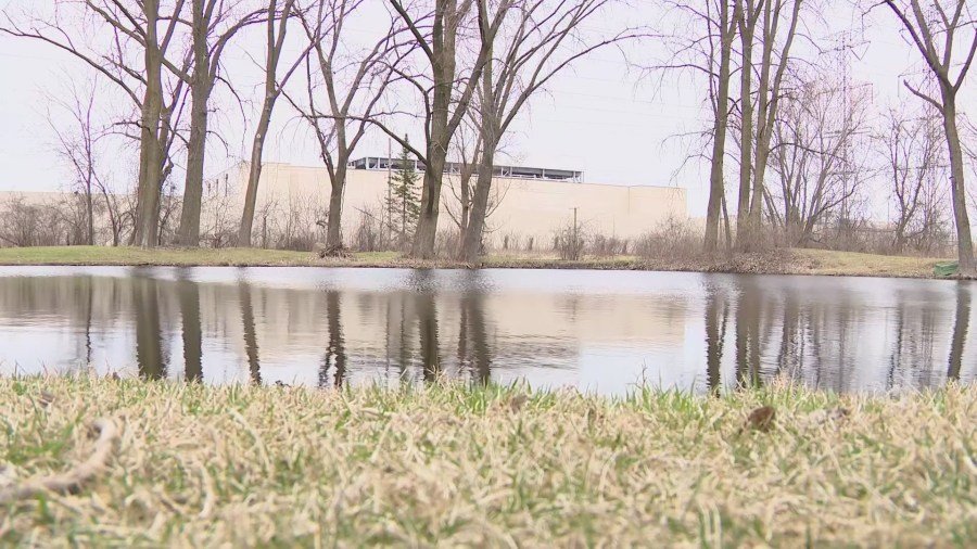 'White noise on steroids': Aurora City Council passes noise restrictions on data centers as residents clamor for change